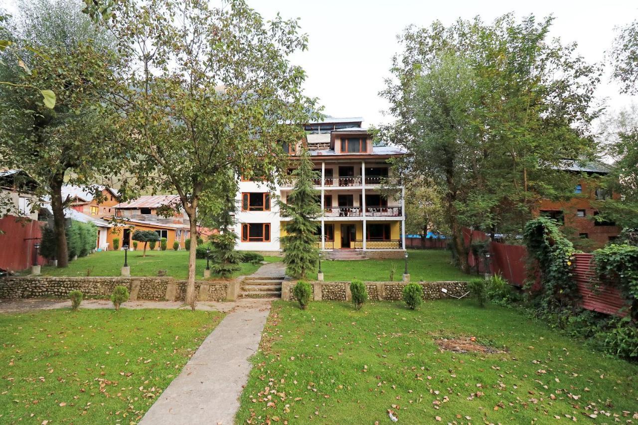 Oyo 18416 Hotel Park Palace Pahalgām Εξωτερικό φωτογραφία